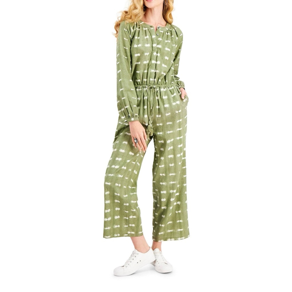 Green long sleeve romper, onesie tie dye. NWT. size M